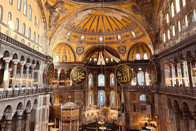 Istanbul Highlights Blue Mosque, Hagia Sophia, Cisterns and More! - Blue Mosque and Hippodrome: classic icons plus street-level context