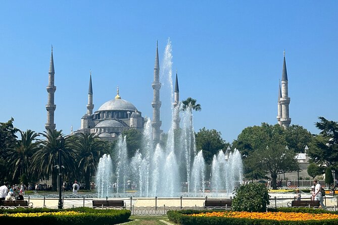 Istanbul Highlights Blue Mosque, Hagia Sophia, Cisterns and More! - Grand Bazaar: 4,000 shops, one hour, and how to shop without losing your day