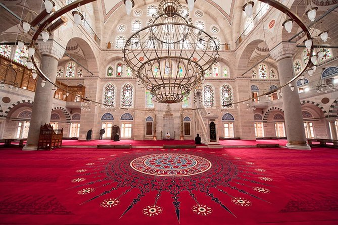 Istanbul Imperial & Bosphorus Tour - Incl. Lunch - Grand Bazaar free time: shopping without losing your day