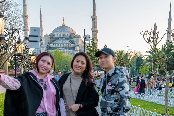 Istanbul: Old Town, Blue Mosque, Hippodrome & Hagia Sophia - Stop 1: German Fountain (about 20 minutes) to set the scene
