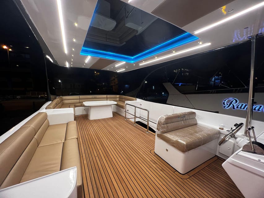 Istanbul: Private Bosphorus Yacht with Tour Guide and Snacks - Accessibility and Who This Is Best For