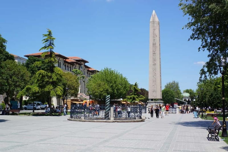 Istanbul: Private City Highlights Guided Tour - Sultanahmet district and the Blue Mosque: tiles, timing, and respect
