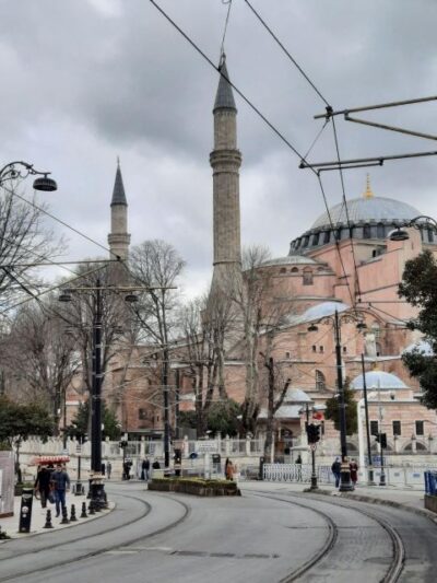 Istanbul: Private City Tour with Transportation - Hagia Sophia First: What to Look For in the Byzantine-to-Ottoman Story