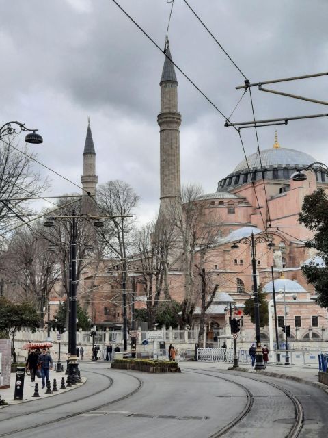 Istanbul: Private City Tour with Transportation - Hagia Sophia First: What to Look For in the Byzantine-to-Ottoman Story