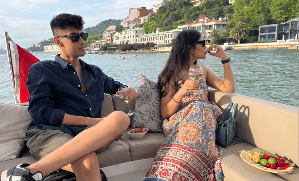 Istanbul: Small Group Yacht Tour with Unlimited Wine - Unlimited wine and snacks: how the “party” stays classy