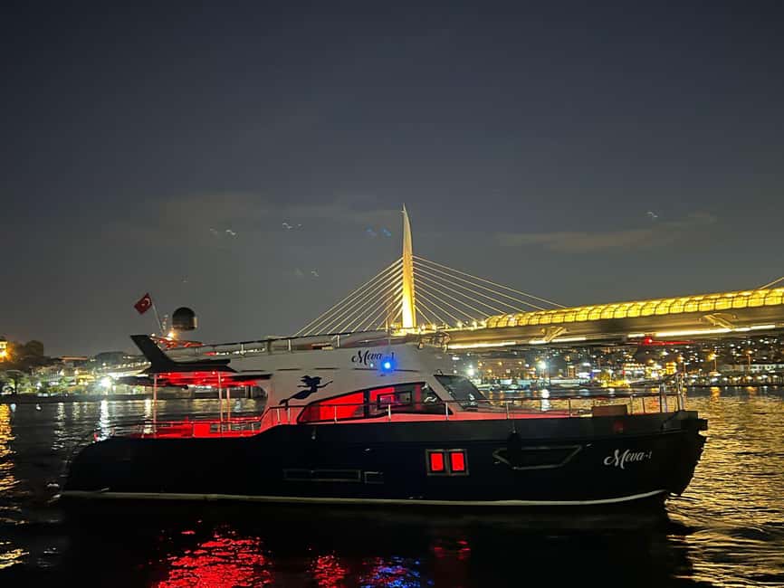 Istanbul: Sunset Bosphorus Yacht Cruise with A break on Asia - Golden Horn free time: what you can do with the clock ticking