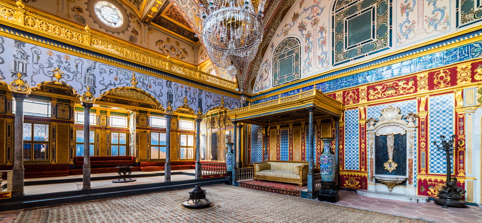 Istanbul: TouristPass Skip-the-Line Entry to 100+Attractions - Walking Tours That Actually Help: Süleymaniye, Chora, and Smart Photo Stops