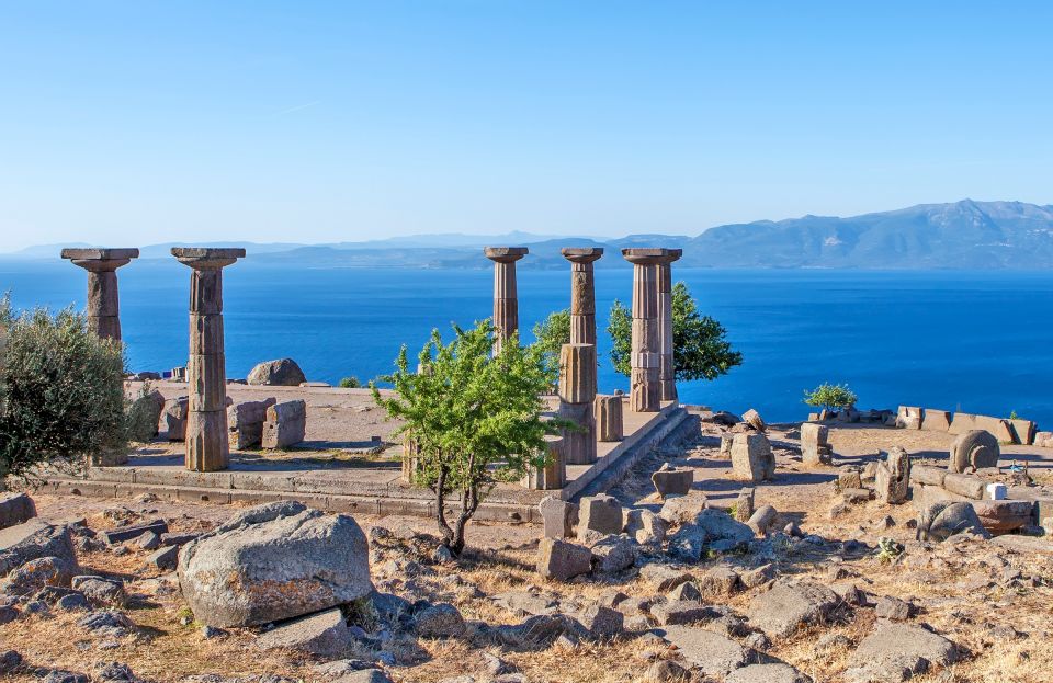 Istanbul: Troy Guided Bus Tour with Ferry Tickets & Lunch - Ferry time on the Dardanelles: Europe meets Asia