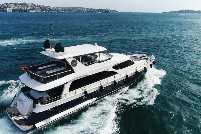Private Bosphorus Sightseeing Cruise on Luxury Yacht - The Bosphorus from a luxury yacht: what you actually gain