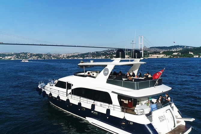 Private Bosphorus Sightseeing Cruise on Luxury Yacht - Two bridges, one strait: the Bosphorus Bridge and the Fatih Sultan Mehmet Bridge