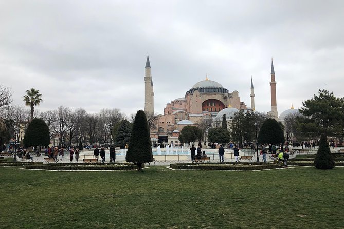 Private Guided 2 Day Istanbul Tour - Day 2: Bosphorus Strait boat views, then Misir Çarşısı for spices