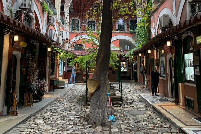 Private Istanbul Shopping Tour - Rugs, tiles and leather shopping - What’s included (and what you should budget for)