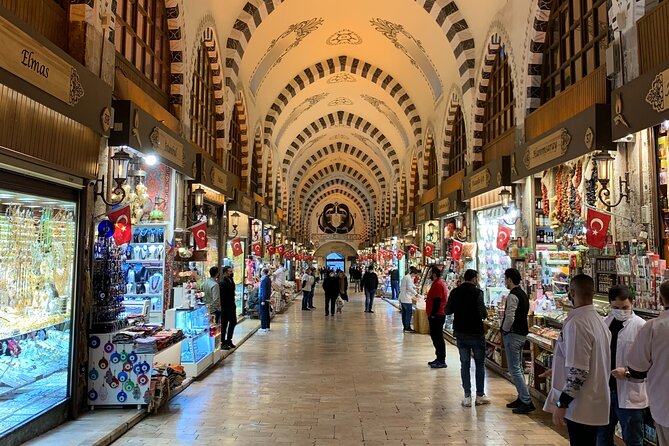 Private Istanbul Shopping Tour - Rugs, tiles and leather shopping - Should you book this private Istanbul shopping tour?