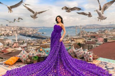 Rooftop Flying Dress Photo Shoot in Istanbul - Posing With Seagulls: How the Flying Shots Get Created