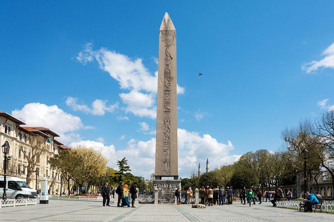 Small Group Full-Day Istanbul: Old City, Bosphorus Cruise & Lunch - Spice Bazaar, Golden Horn drive, and the Bosphorus cruise finish