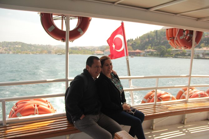 Small Group Full-Day Istanbul: Old City, Bosphorus Cruise & Lunch - Pace, walking, and the shopping reality check