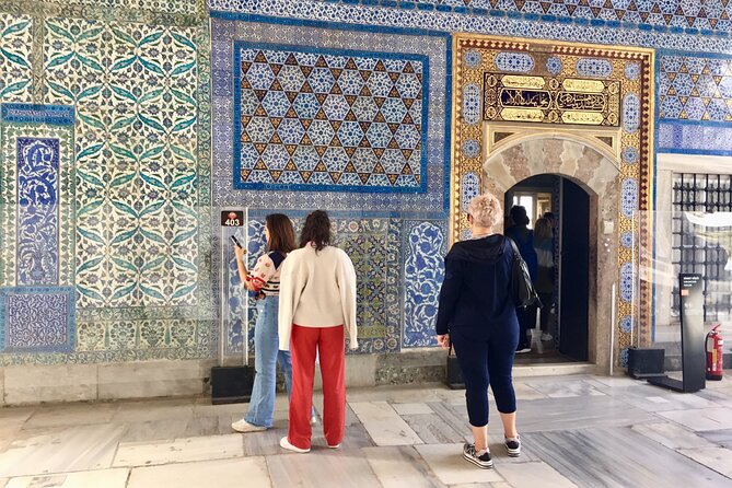Topkapi Palace with Harem and Blue Mosque Guided Tour - The Walking Reality: Crowds, Steps, and What to Do With It