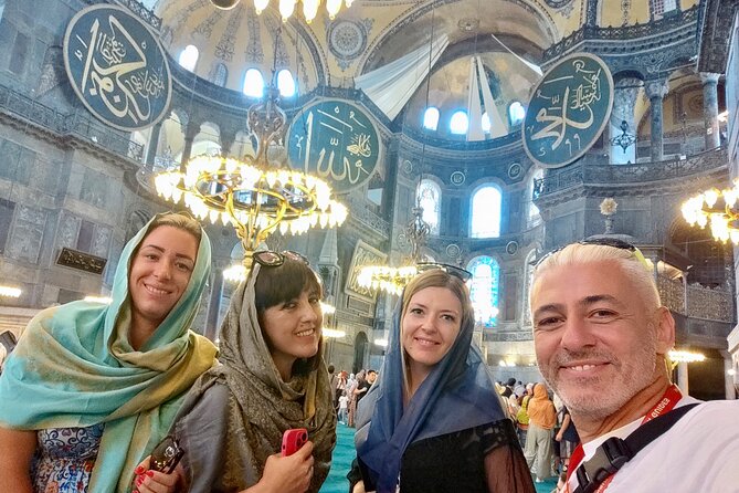 Topkapi Palace with Harem and Blue Mosque Guided Tour - Topkapi Palace and Harem: Ottoman Power, Stuffed With Details