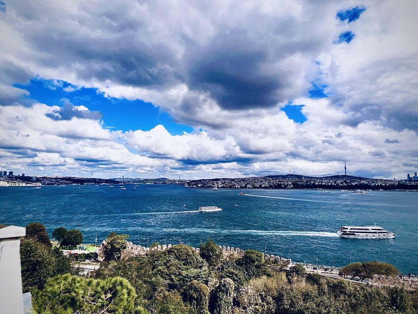 Topkapi Palace&Harem-Guided Tour-Skip lines- All tickets inc - Sultan’s pavilions and the best views over Bosporus and Golden Horn